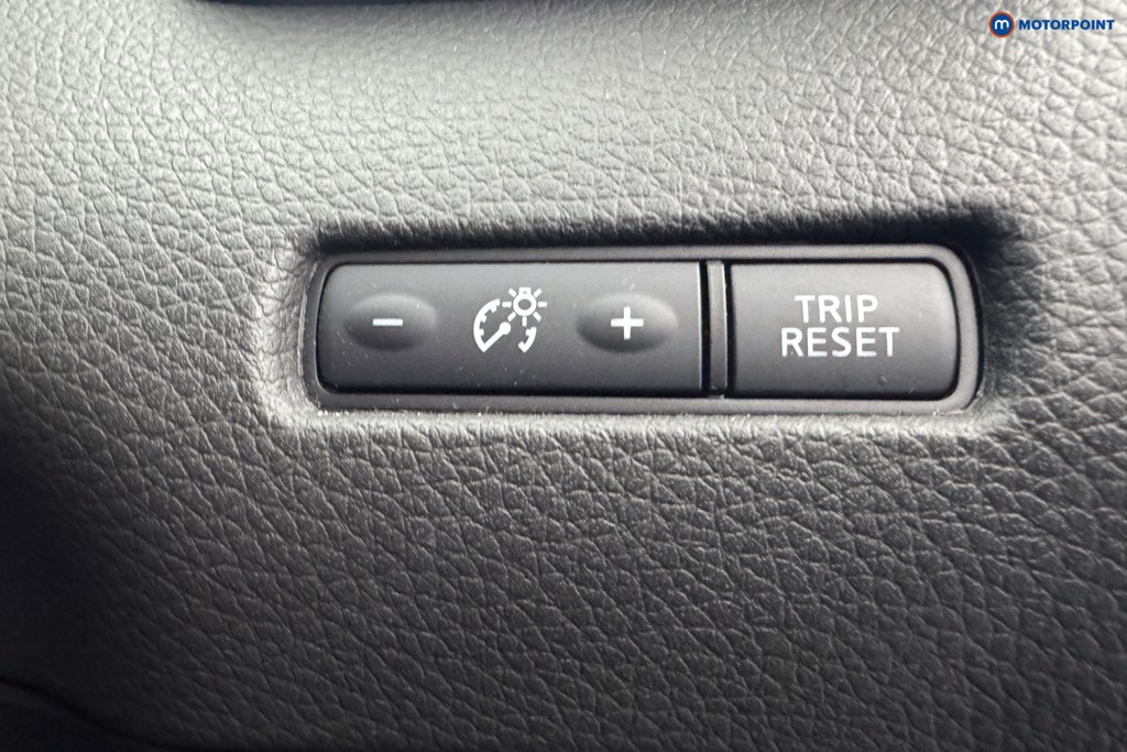 Nissan Qashqai Tekna Manual Petrol SUV - Stock Number (1503113) - 19th supplementary image