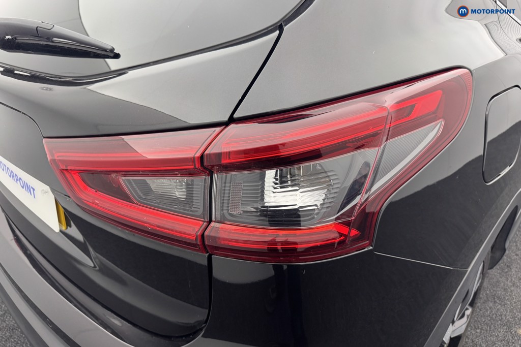 Nissan Qashqai Tekna Manual Petrol SUV - Stock Number (1503113) - 29th supplementary image