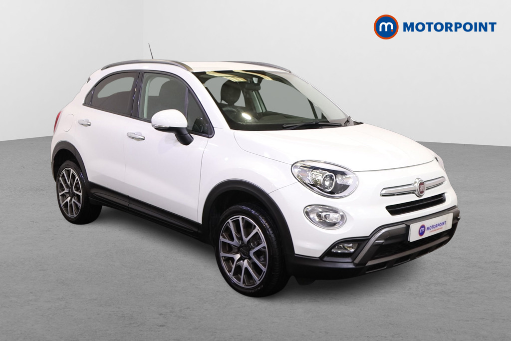 Fiat 500X Cross Plus Automatic Diesel SUV - Stock Number (1549676) - Drivers side front corner