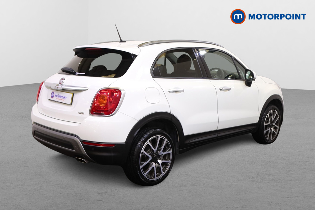 Fiat 500X Cross Plus Automatic Diesel SUV - Stock Number (1549676) - Drivers side rear corner