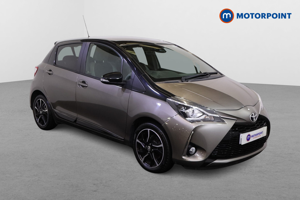 Toyota Yaris Bi-Tone Manual Petrol Hatchback - Stock Number (1552111) - Drivers side front corner