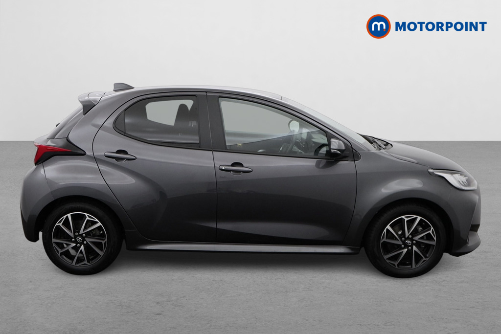Toyota Yaris Design Automatic Petrol-Electric Hybrid Hatchback - Stock Number (1553373) - Drivers side