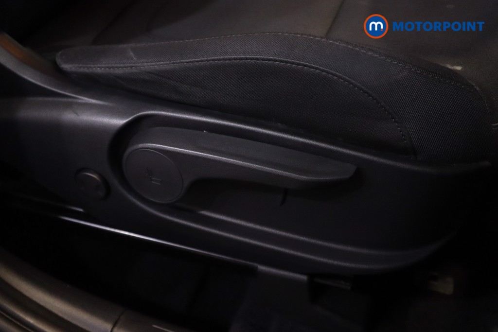 Hyundai Tucson Se Connect Manual Petrol SUV - Stock Number (1554516) - 7th supplementary image