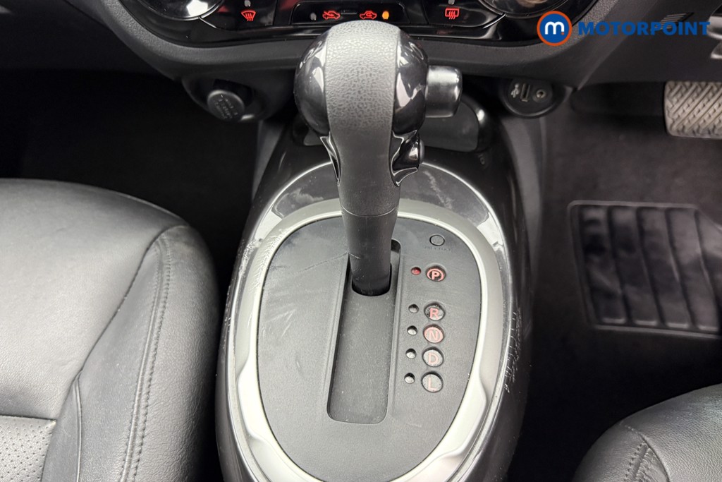 Nissan Juke Tekna Automatic Petrol SUV - Stock Number (1554556) - 13th supplementary image