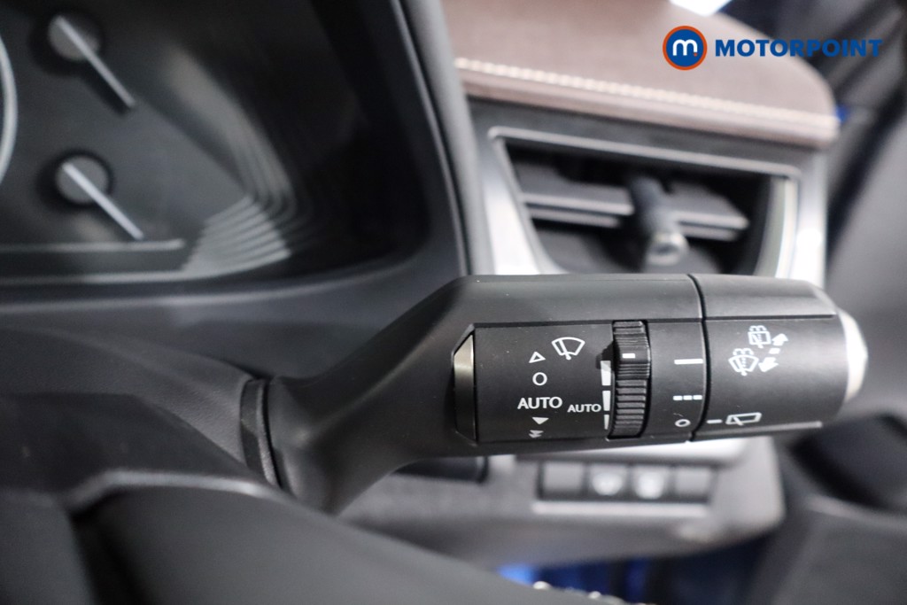 Lexus UX Takumi Automatic Petrol-Electric Hybrid SUV - Stock Number (1554925) - 21st supplementary image