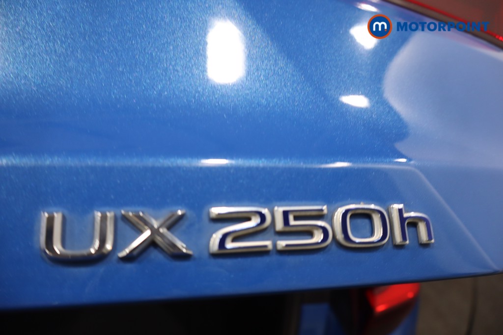 Lexus UX Takumi Automatic Petrol-Electric Hybrid SUV - Stock Number (1554925) - 40th supplementary image
