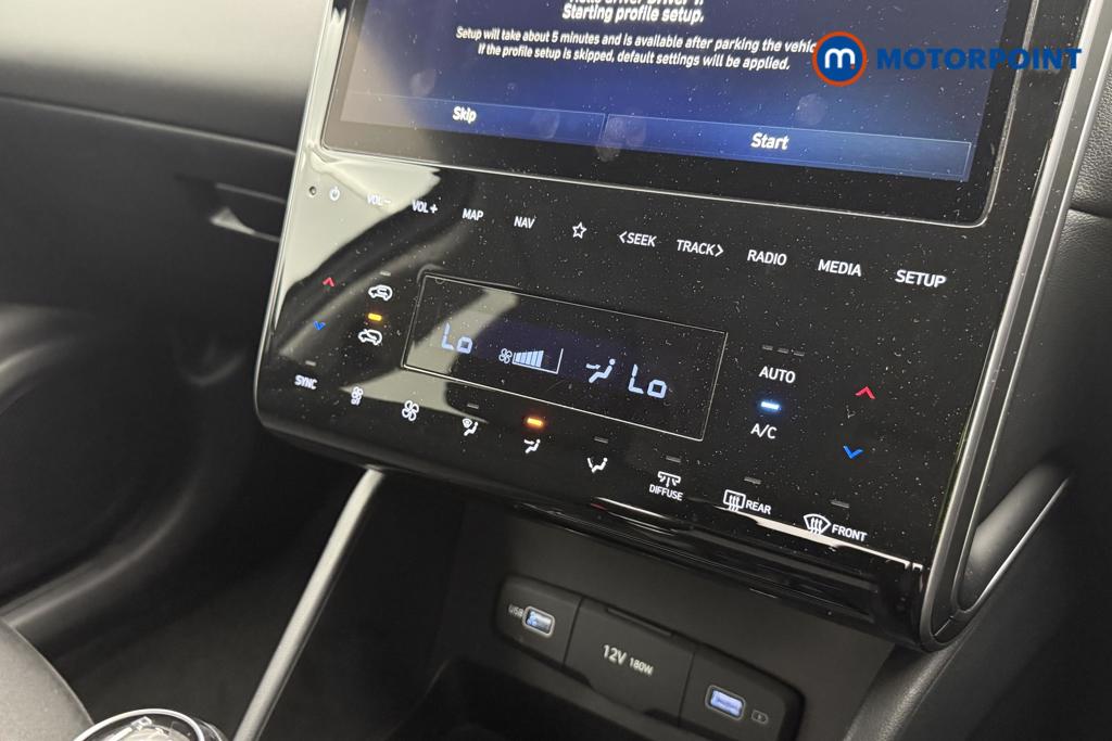 Hyundai Tucson Se Connect Manual Petrol SUV - Stock Number (1555740) - 34th supplementary image