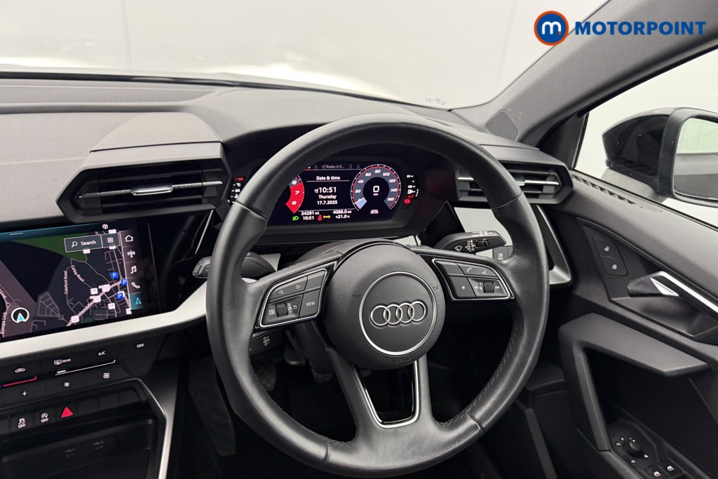 Audi A3 Technik Manual Petrol Hatchback - Stock Number (1556226) - 3rd supplementary image