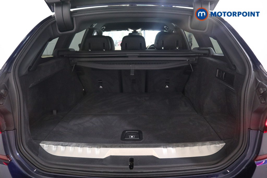 BMW 3 Series M Sport Pro Edition Automatic Petrol Plug-In Hybrid Estate - Stock Number (1556247) - 15th supplementary image