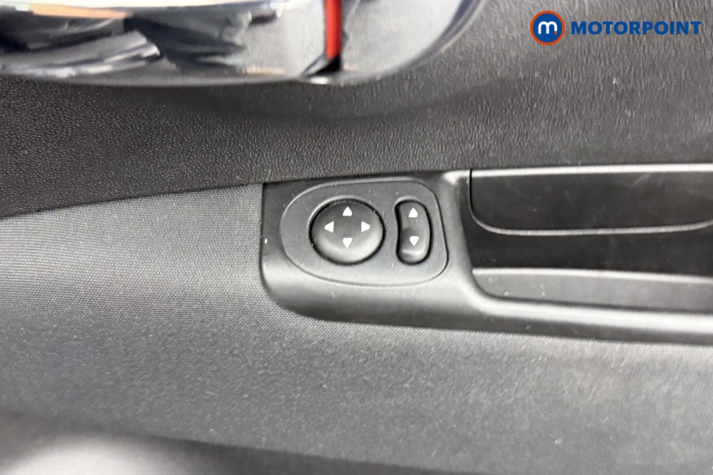 Fiat 500 1.0 Mild Hybrid 3Dr Manual Petrol-Electric Hybrid Hatchback - Stock Number (1557033) - 13th supplementary image