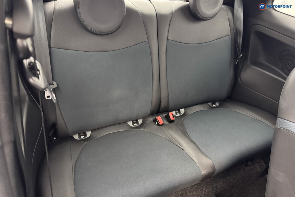 Fiat 500 Launch Edition Manual Petrol-Electric Hybrid Hatchback - Stock Number (1557270) - 4th supplementary image
