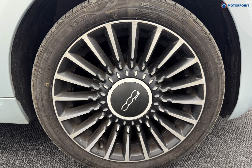 Fiat 500 Launch Edition Manual Petrol-Electric Hybrid Hatchback - Stock Number (1557270) - 28th supplementary image