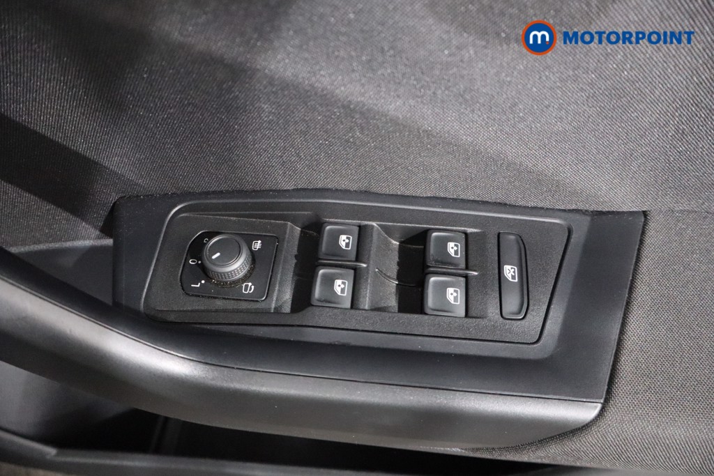 Volkswagen T-Roc Life Automatic Petrol SUV - Stock Number (1557655) - 20th supplementary image