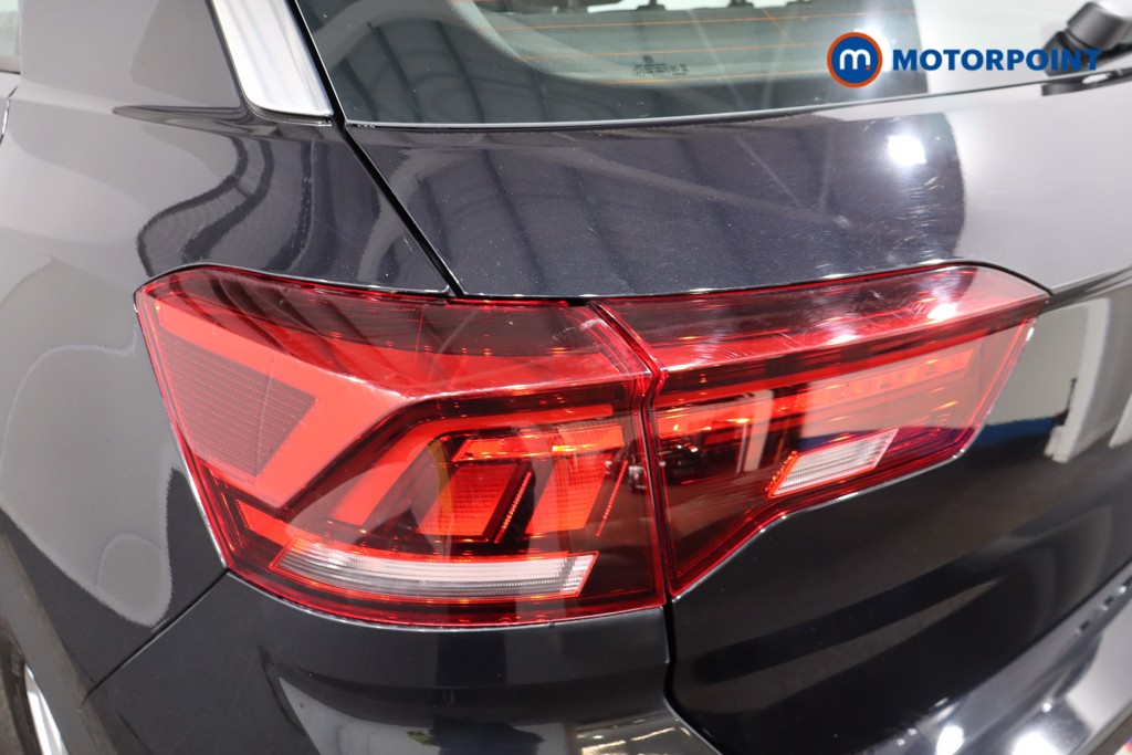 Volkswagen T-Roc Life Automatic Petrol SUV - Stock Number (1557655) - 32nd supplementary image
