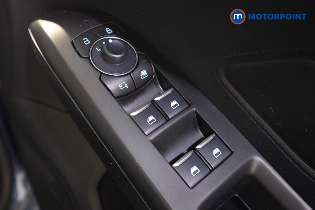 Ford Focus Titanium Manual Petrol Estate - Stock Number (1557958) - 10th supplementary image