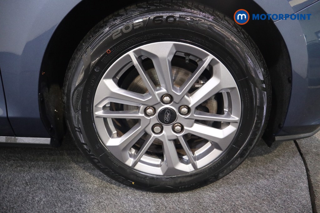 Ford Focus Titanium Manual Petrol Estate - Stock Number (1557958) - 15th supplementary image