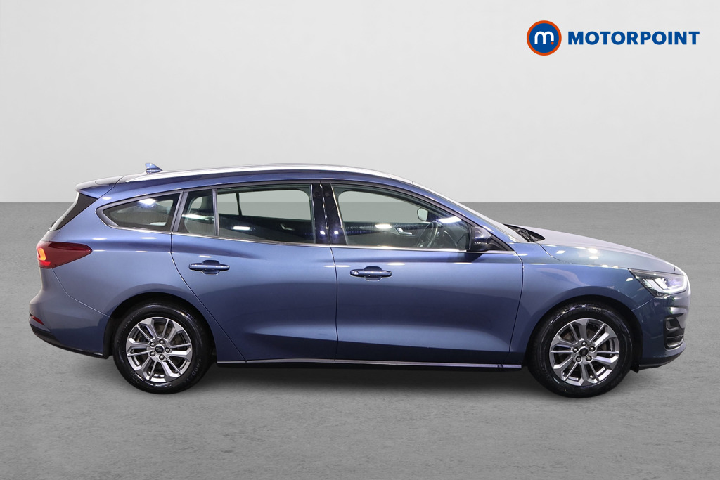 Ford Focus Titanium Manual Petrol Estate - Stock Number (1557958) - Drivers side