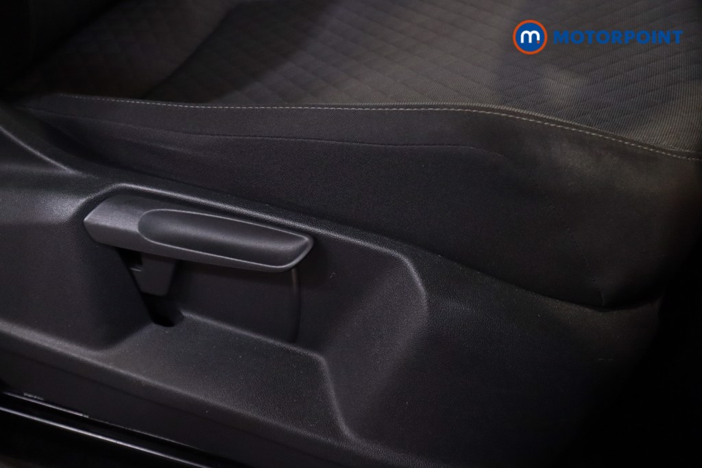 Volkswagen Tiguan Match Manual Petrol SUV - Stock Number (1558362) - 6th supplementary image