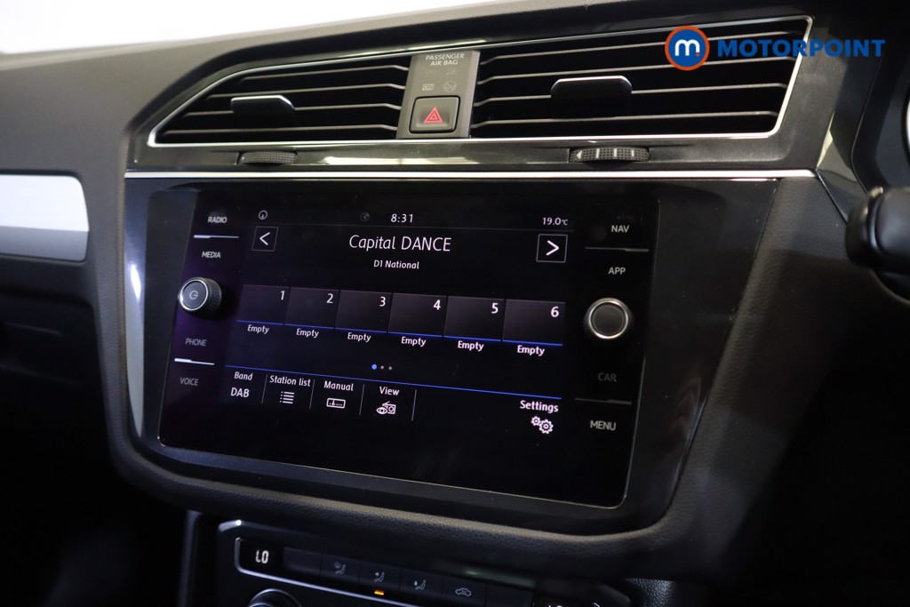 Volkswagen Tiguan Match Manual Petrol SUV - Stock Number (1558362) - 12th supplementary image