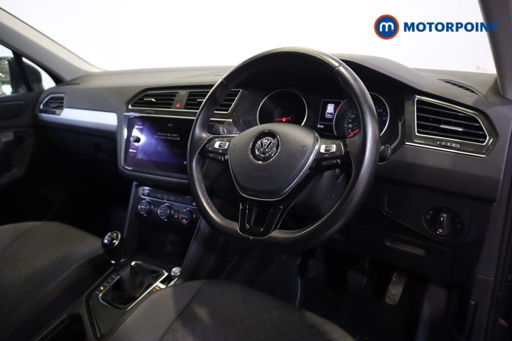 Volkswagen Tiguan Match Manual Petrol SUV - Stock Number (1558362) - 1st supplementary image