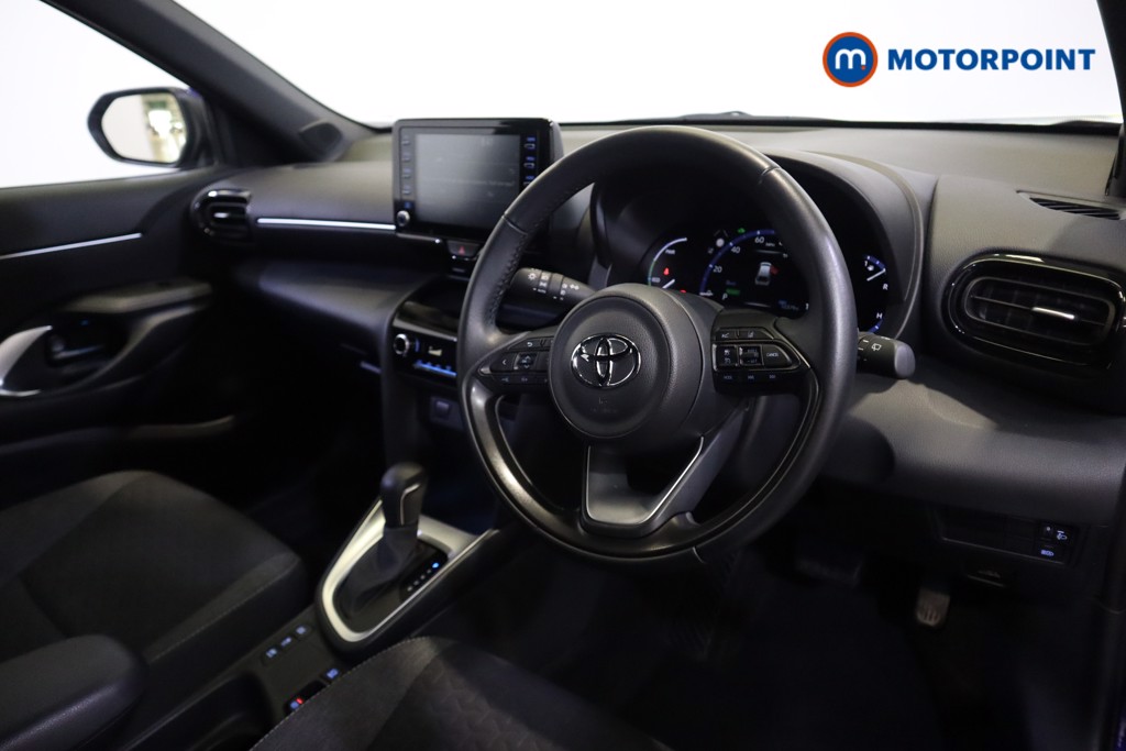 Toyota Yaris Cross Design Automatic Petrol-Electric Hybrid Estate - Stock Number (1558471) - 1st supplementary image