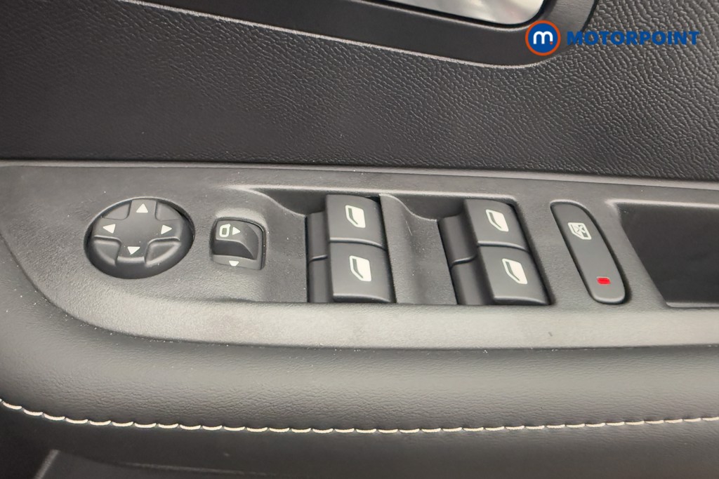 Peugeot 208 Allure Automatic Petrol-Electric Hybrid Hatchback - Stock Number (1559369) - 16th supplementary image