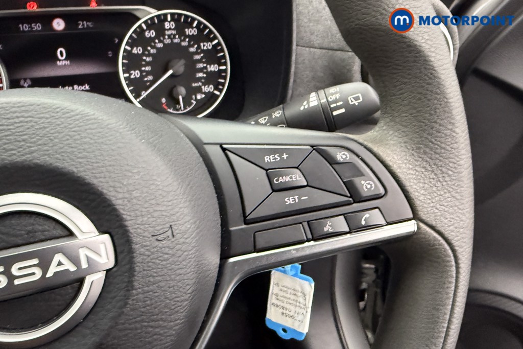 Nissan Juke Acenta Premium Manual Petrol SUV - Stock Number (1559658) - 11th supplementary image