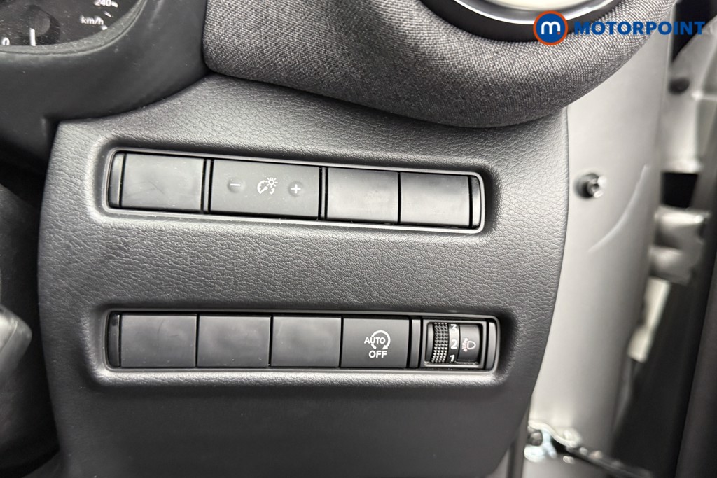 Nissan Juke Acenta Premium Manual Petrol SUV - Stock Number (1559658) - 12th supplementary image