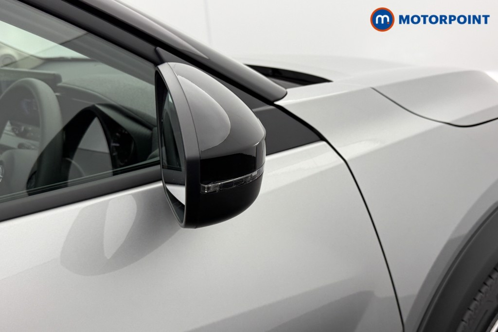 Nissan Juke Acenta Premium Manual Petrol SUV - Stock Number (1559658) - 15th supplementary image