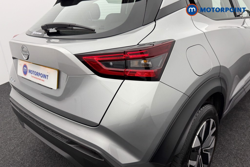Nissan Juke Acenta Premium Manual Petrol SUV - Stock Number (1559658) - 23rd supplementary image