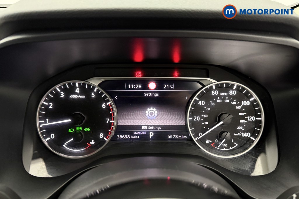 Nissan Qashqai Acenta Premium Automatic Petrol SUV - Stock Number (1559892) - 4th supplementary image