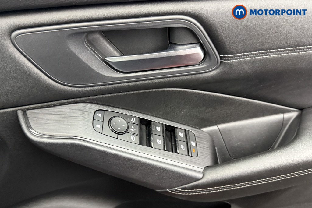 Nissan Qashqai Acenta Premium Automatic Petrol SUV - Stock Number (1559892) - 14th supplementary image