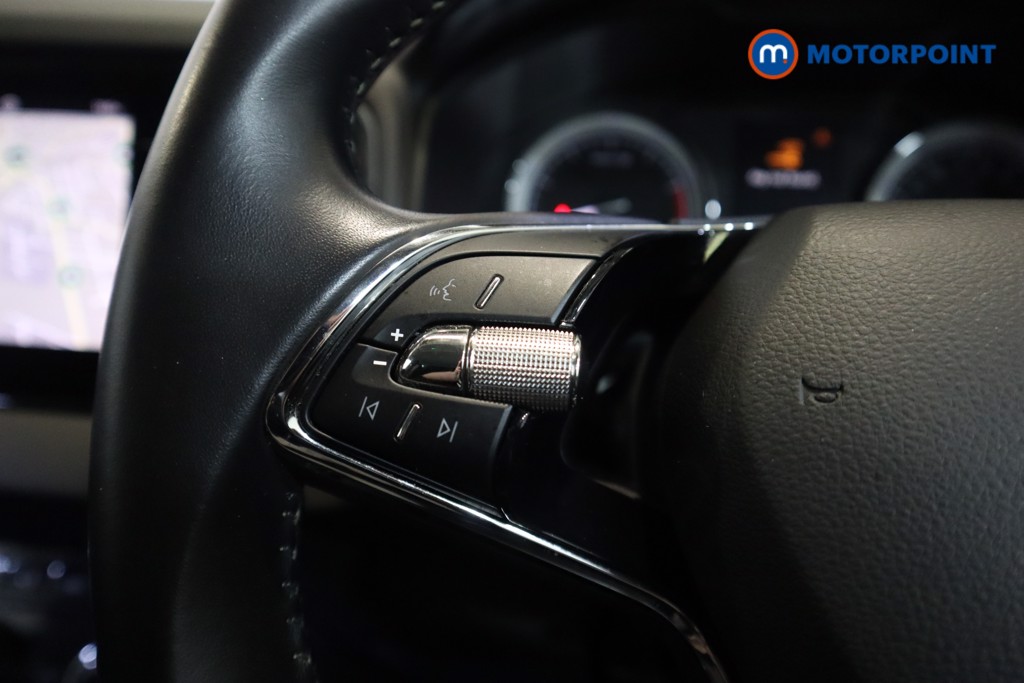 Skoda Karoq Se Drive Automatic Petrol SUV - Stock Number (1559906) - 8th supplementary image