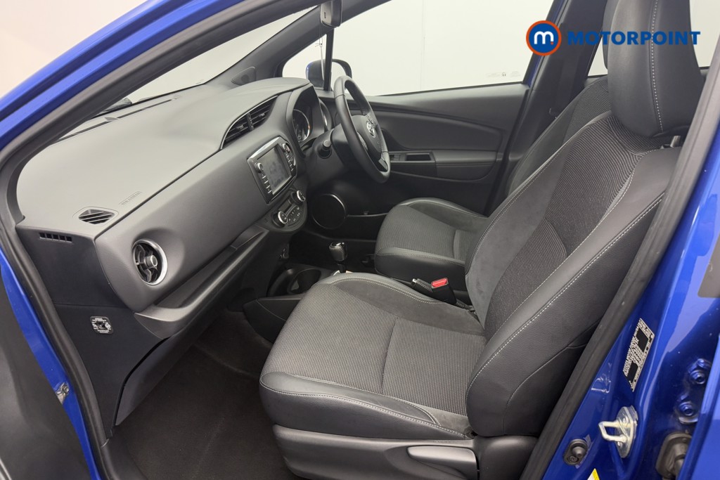 Toyota Yaris Excel Automatic Petrol-Electric Hybrid Hatchback - Stock Number (1560074) - 1st supplementary image