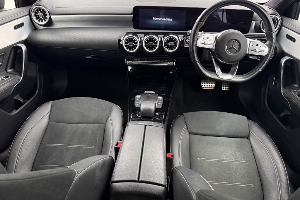 Mercedes-Benz A Class Amg Line Executive Edition Automatic Diesel Saloon - Stock Number (1560322) - 2nd supplementary image