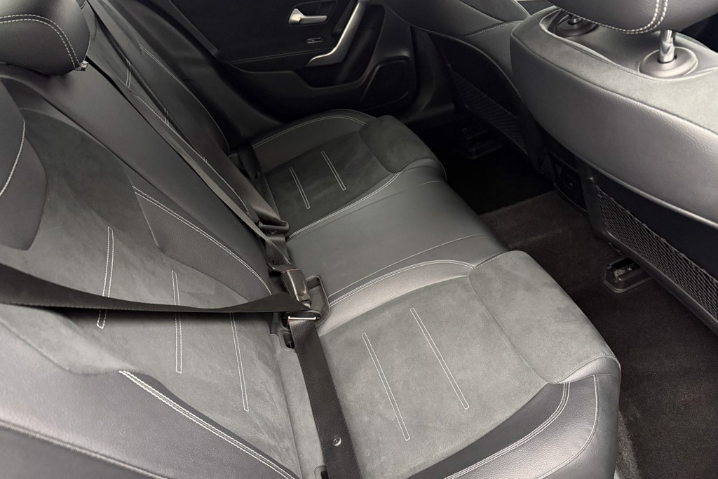 Mercedes-Benz A Class Amg Line Executive Edition Automatic Diesel Saloon - Stock Number (1560322) - 25th supplementary image