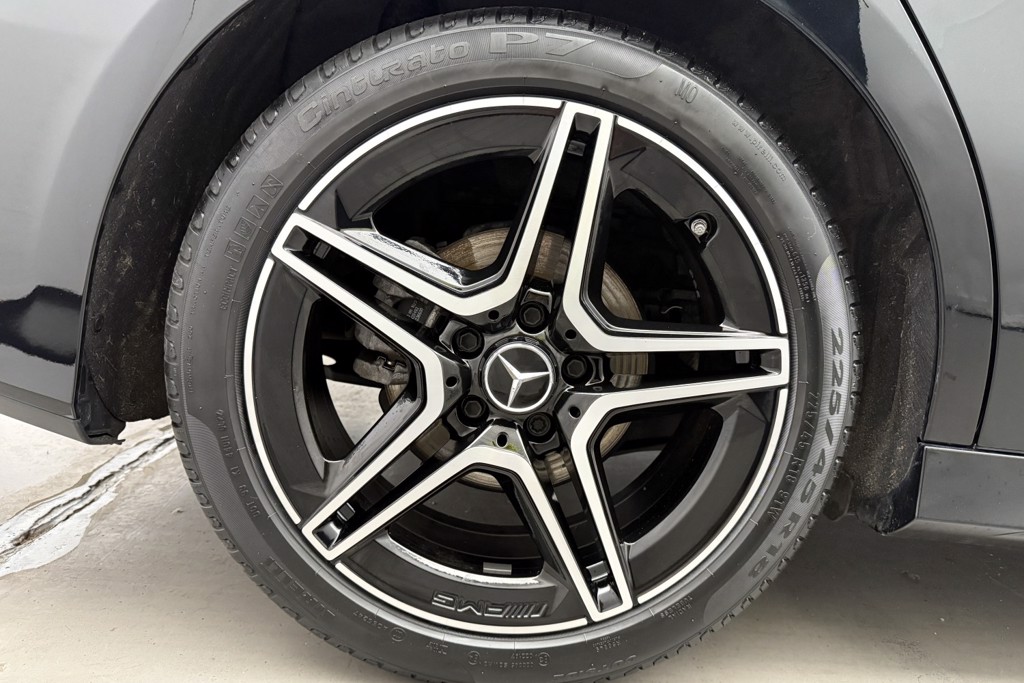Mercedes-Benz A Class Amg Line Executive Edition Automatic Diesel Saloon - Stock Number (1560322) - 33rd supplementary image