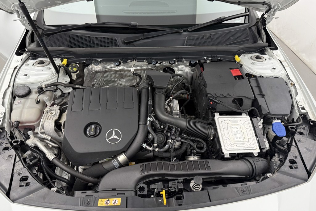 Mercedes-Benz CLA Amg Line Automatic Petrol Coupe - Stock Number (1560323) - 33rd supplementary image