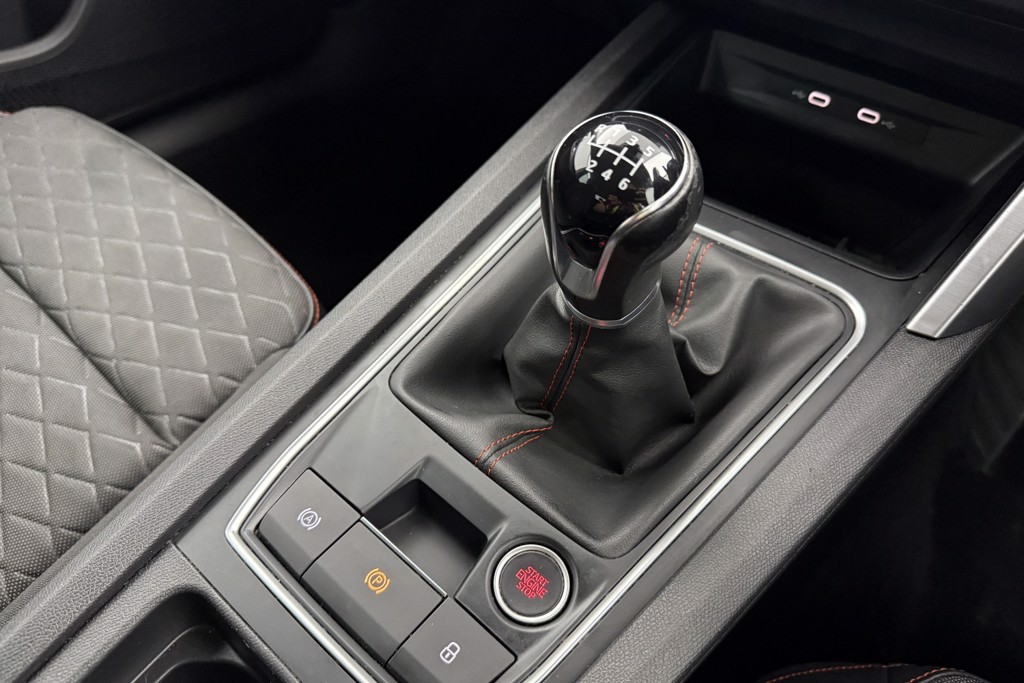 Seat Leon FR Manual Petrol Hatchback - Stock Number (1560324) - 14th supplementary image