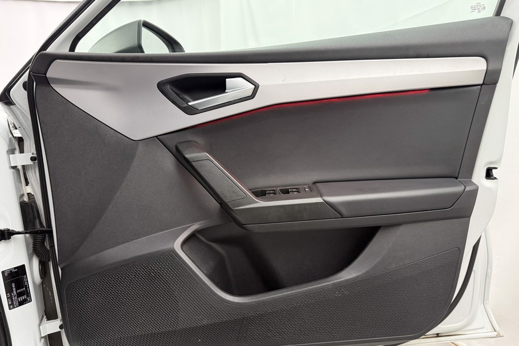 Seat Leon FR Manual Petrol Hatchback - Stock Number (1560324) - 18th supplementary image