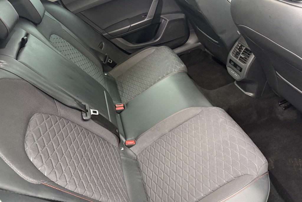 Seat Leon FR Manual Petrol Hatchback - Stock Number (1560324) - 23rd supplementary image