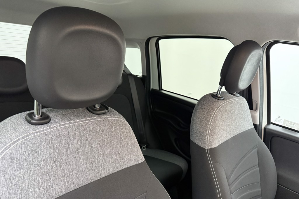 Fiat Panda City Life Manual Petrol-Electric Hybrid Hatchback - Stock Number (1560330) - 15th supplementary image
