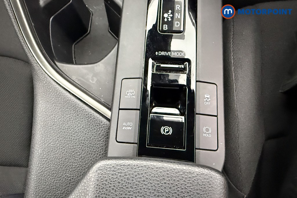 Toyota C-Hr Design Automatic Petrol Plug-In Hybrid SUV - Stock Number (1560440) - 11th supplementary image
