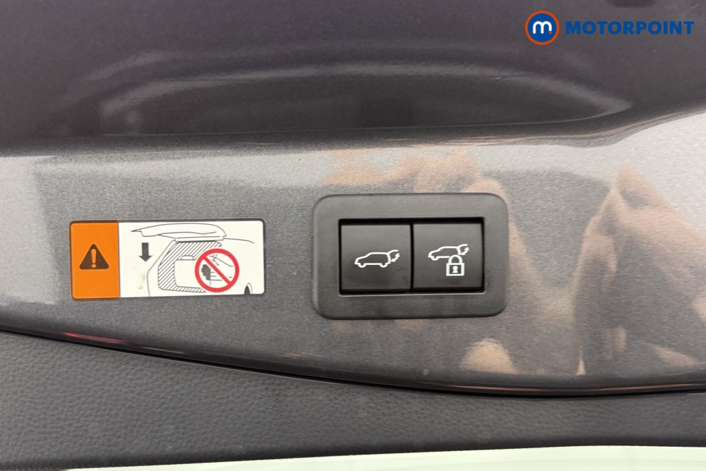 Toyota C-Hr Design Automatic Petrol Plug-In Hybrid SUV - Stock Number (1560441) - 22nd supplementary image