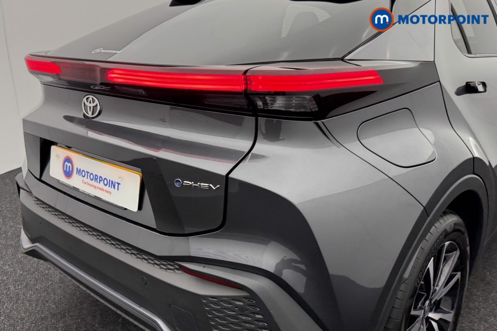 Toyota C-Hr Design Automatic Petrol Plug-In Hybrid SUV - Stock Number (1560441) - 27th supplementary image