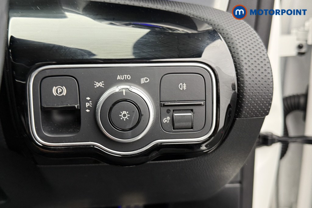 Mercedes-Benz CLA Amg Line Automatic Petrol Plug-In Hybrid Coupe - Stock Number (1560975) - 14th supplementary image