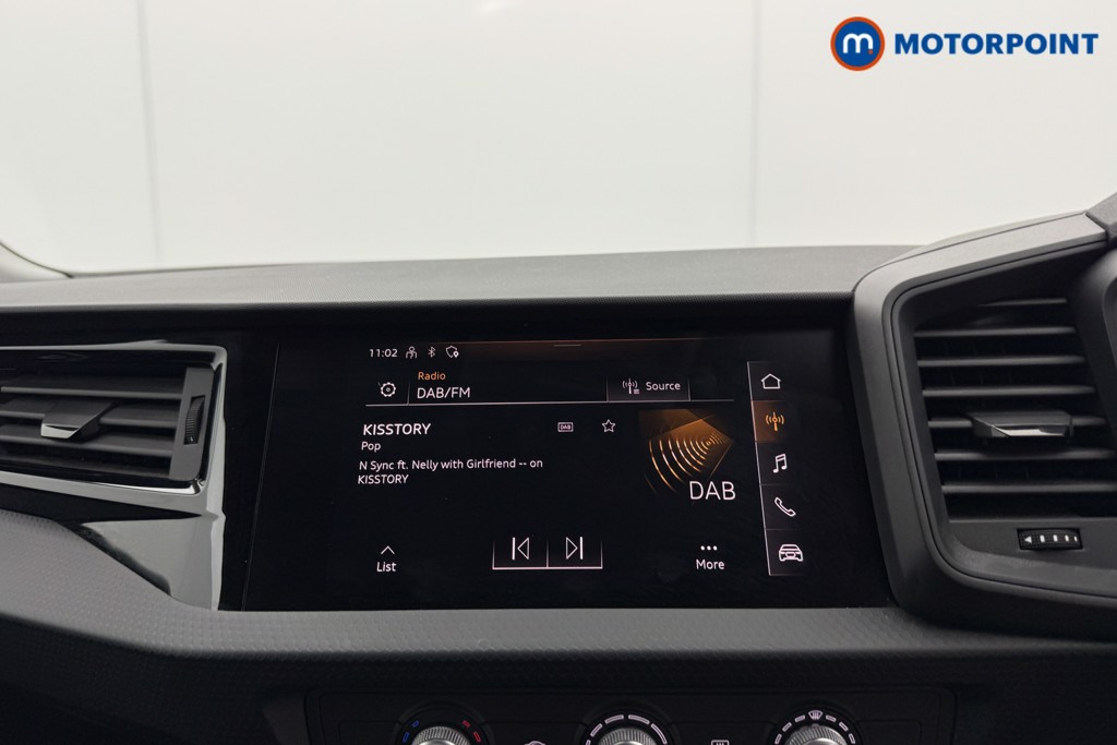 Audi A1 Technik Manual Petrol Hatchback - Stock Number (1560996) - 5th supplementary image