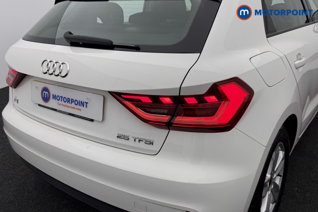 Audi A1 Technik Manual Petrol Hatchback - Stock Number (1560996) - 24th supplementary image