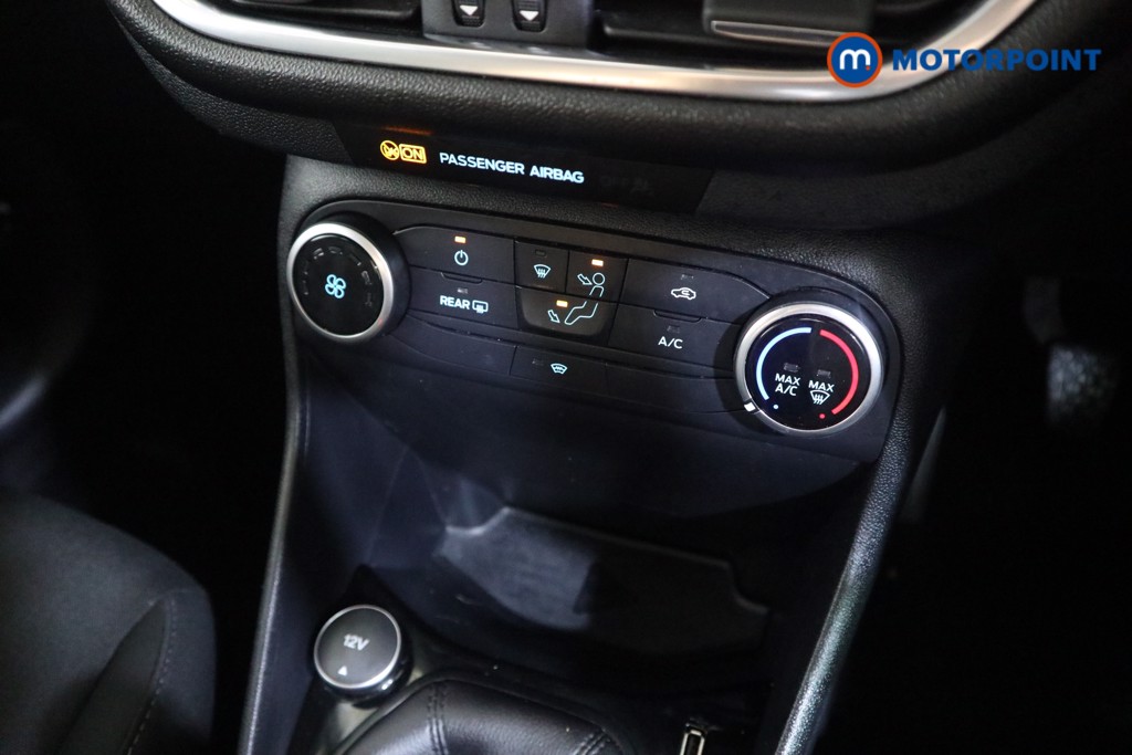 Ford Fiesta Trend Manual Petrol Hatchback - Stock Number (1561051) - 7th supplementary image