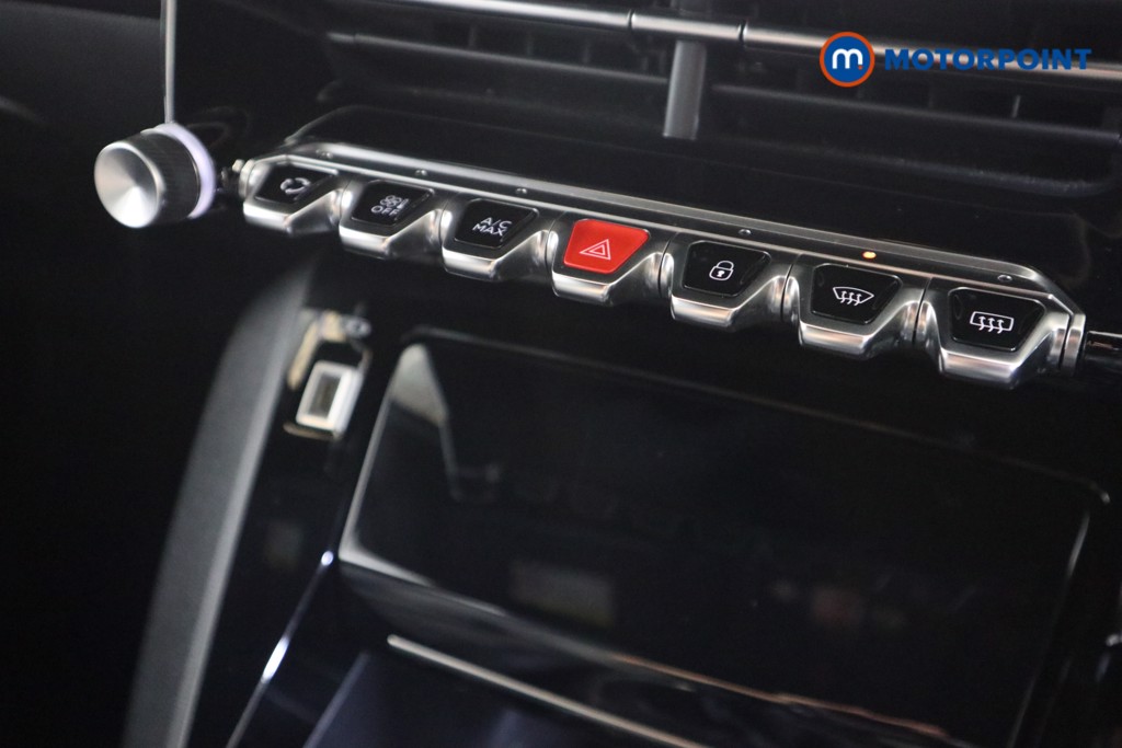 Peugeot 2008 Allure Premium-Plus Manual Petrol SUV - Stock Number (1561060) - 7th supplementary image